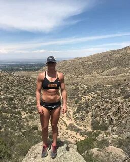 70+ Hot Photos Of Holly Holm Prove She Is One Of The Hottest