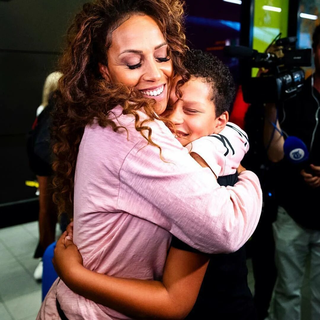 Glennis Grace on Instagram: "Back in my arms again 🙏 🏽 💜 my boy my ...