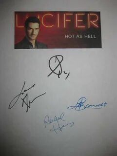 Lucifer Signed TV Script Screenplay x4 Autographs Tom Ellis 