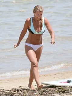 Simone Callahan shows off her impressive bikini body with da