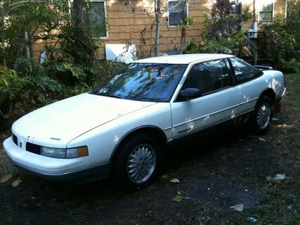 1990 Oldsmobile Cutlass Supreme #13 BestCarMagz.net