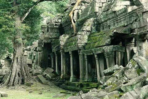 Ta Promh - jungle temple CharlesFred Flickr