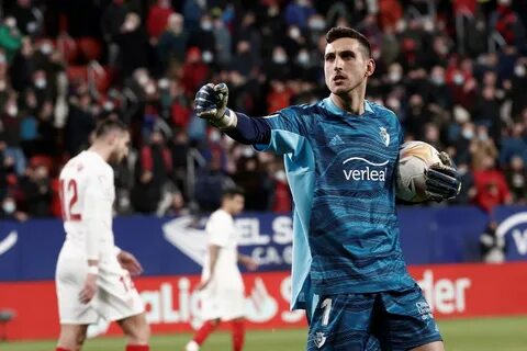 Herrera frena al Sevilla y da un punto a Osasuna