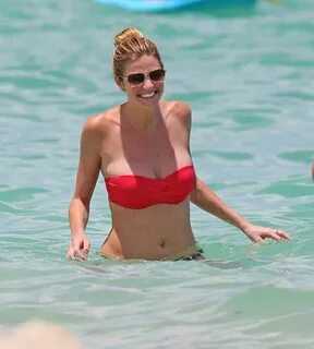 ERIN ANDREWS in Bikini at the Beach in Miami - HawtCelebs