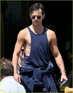 Brandon Flynn Shows Off His Fit Physique While in Venice!: P