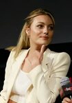 Leila George D'Onofrio - "Mortal Engines" Panel at 2018 NYCC
