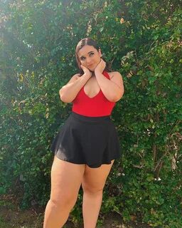 🐻 Becca 🐻 on Instagram: "@fashionnovacurve AD Somehow I ende