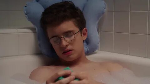 ausCAPS: Sean Giambrone shirtless in The Goldbergs 6-05 "Mis