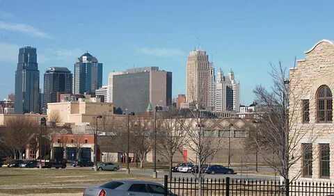 Free download The Kansas City skyline seen from the 18th and