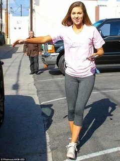 Sadie Robertson arrives at DWTS practice after first perfect