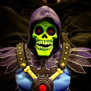 Sneak Peek: Alcala-style Skeletor head by Mondo - He-Man Wor