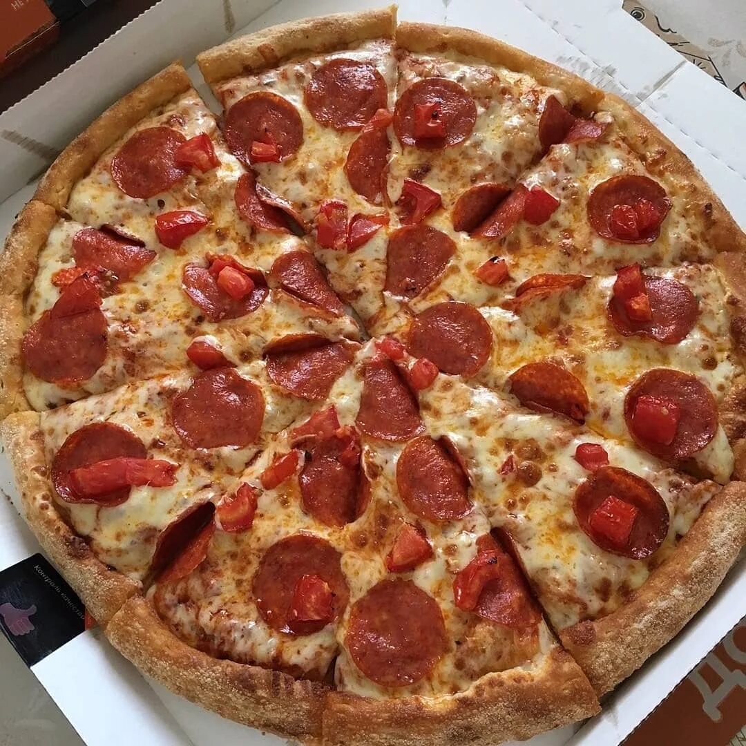 сколько калорий в одном куске пиццы додо пепперони фото 48