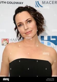 Julie ann emery hi-res stock photography and images - Page 6