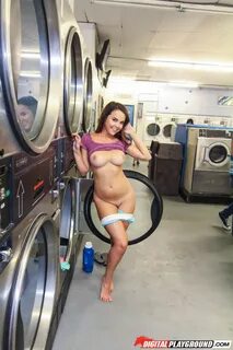 Stripping down LaundryDay - Viral Porn