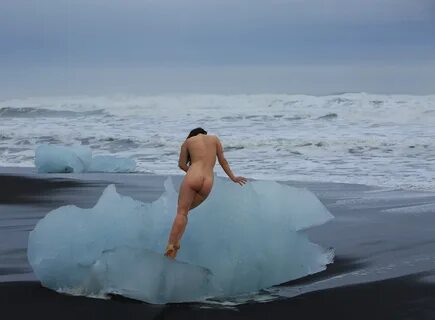 Cold skin nude.