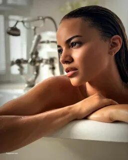 Leslie Grace Sexy Tits and Ass Photo Collection - Fappenist