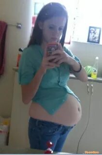 Girl Stuffing Belly To Look Pregnant Porn - pregnantbelly