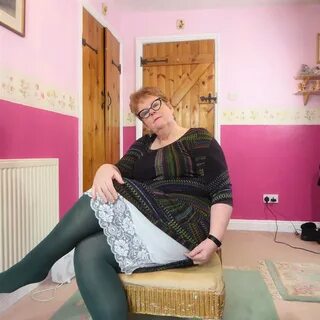 Green Tights and Beautiful Half Slip www.sexyinslips.co.uk. 