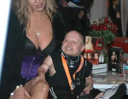 Verne Troyer And Ranae Shrider Sex Tape
