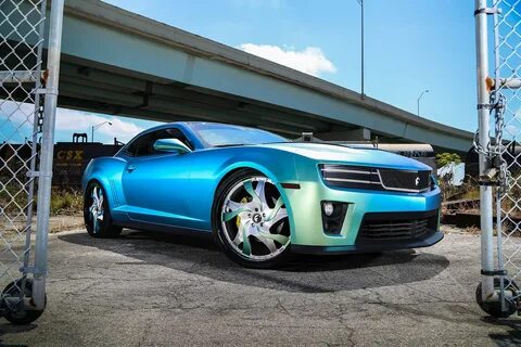 Chevrolet Camaro на 24-дюймовых дисках от Forgiato Wheels " 