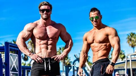 Calum Von Moger and Eddy Ung Train with Strong Lift Wear at 