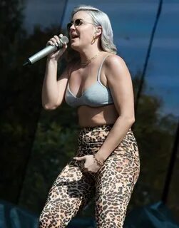 Anne-Marie - Performa at British Summer Time Festival 2017 -