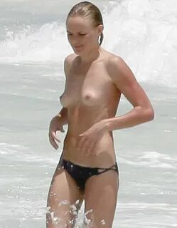 Kate Bosworth en topless por las playas de Cancún - La Bibli