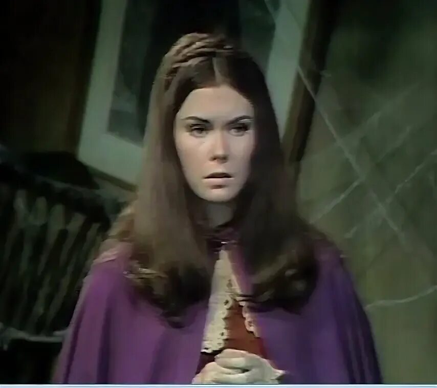 Daphne Harridge (Kate Jackson) in Dark Shadows. The Gothic s