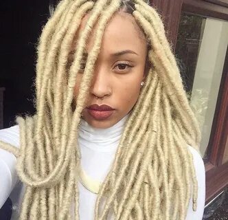 her blonde faux locs look soo good. Faux locs hairstyles, Fa