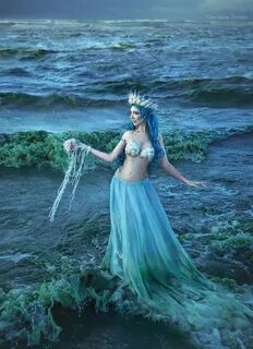 Sea maiden by chervona