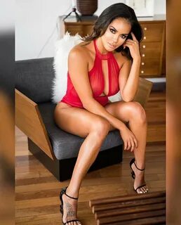 Plenty Pleasure в Твиттере: "Daisy Marie Instagram: https://