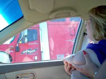 flashing truckers - Free xxx selfie, Sex selfie, Porn selfie