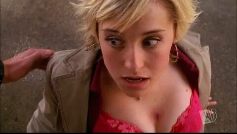 Smallville Star Allison Mack Arrested For Insane Cult Sex Tr