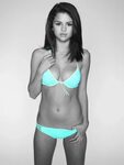 Jori's Entertainment Journal: Selena Gomez' Sexy Bikini Prom