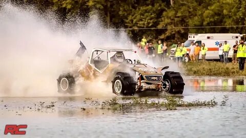 Icelandic Formula Offroad Driver Glides Across The Hydroplan