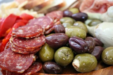 The Perfect Antipasto Platter In Only 5 Simple Steps