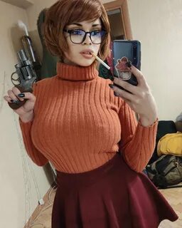 Noir Velma Scooby Doo @octokuro_model - Imgur