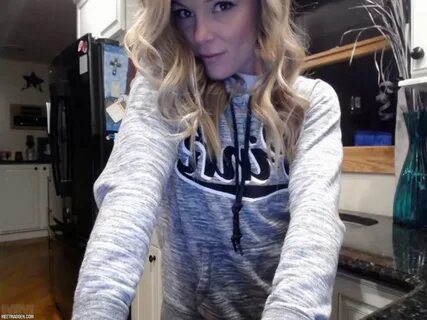 Meet Madden Sweatshirt Selfies: #1