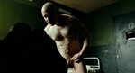 Tom Hardy nudo in "Bronson" (2008) - Nudi al cinema