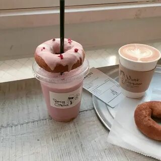 Imagem de aesthetic, food, and pink Cafe food, Yummy food, F