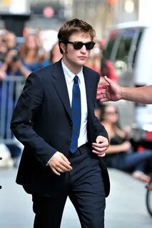 More Pics of Robert Pattinson Wayfarer Sunglasses (2 of 6) -