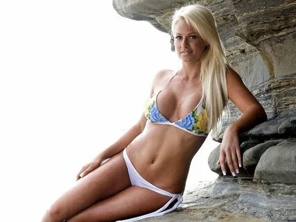 70+ Hot Pictures of Maryse Ouellet Proves that She Is the Se
