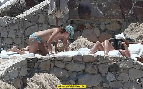 Rumer Willis caught topless in Cabo San Lucas