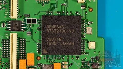 Внутри трансивера Icom IC-705 + MARS MOD (раскрытие на перед