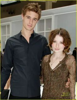 Emily Browning & Max Irons: Dior Homme Menswear Show!: Photo