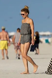 Jennifer Morrison in Bikini on the Beach in Miami - HawtCele