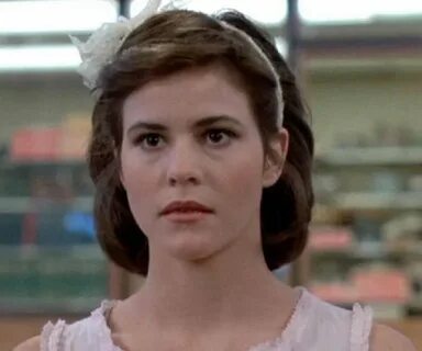 Ally Sheedy Biography - Facts, Childhood, Family Life & Achi