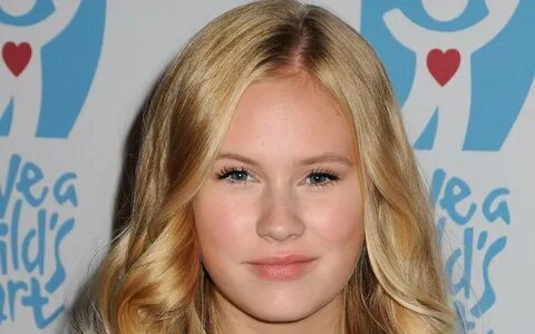 Heroes Reborn Danika Yarosh se junta ao elenco