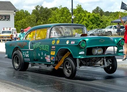 The "Night Stalker" '55 Chevy Gasser leaving the line Flickr