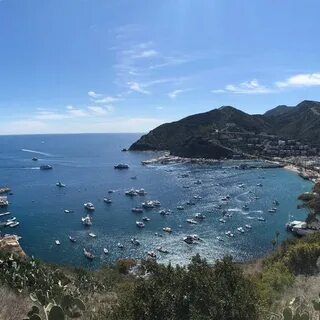 Фотографии на Catalina Chime Tower - Авалон, CA